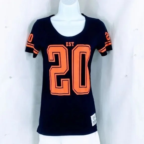 Victoria Secret Pink Chicago Bears Tee Shake The Lake Scoopneck Size XS - Picture 2 of 8